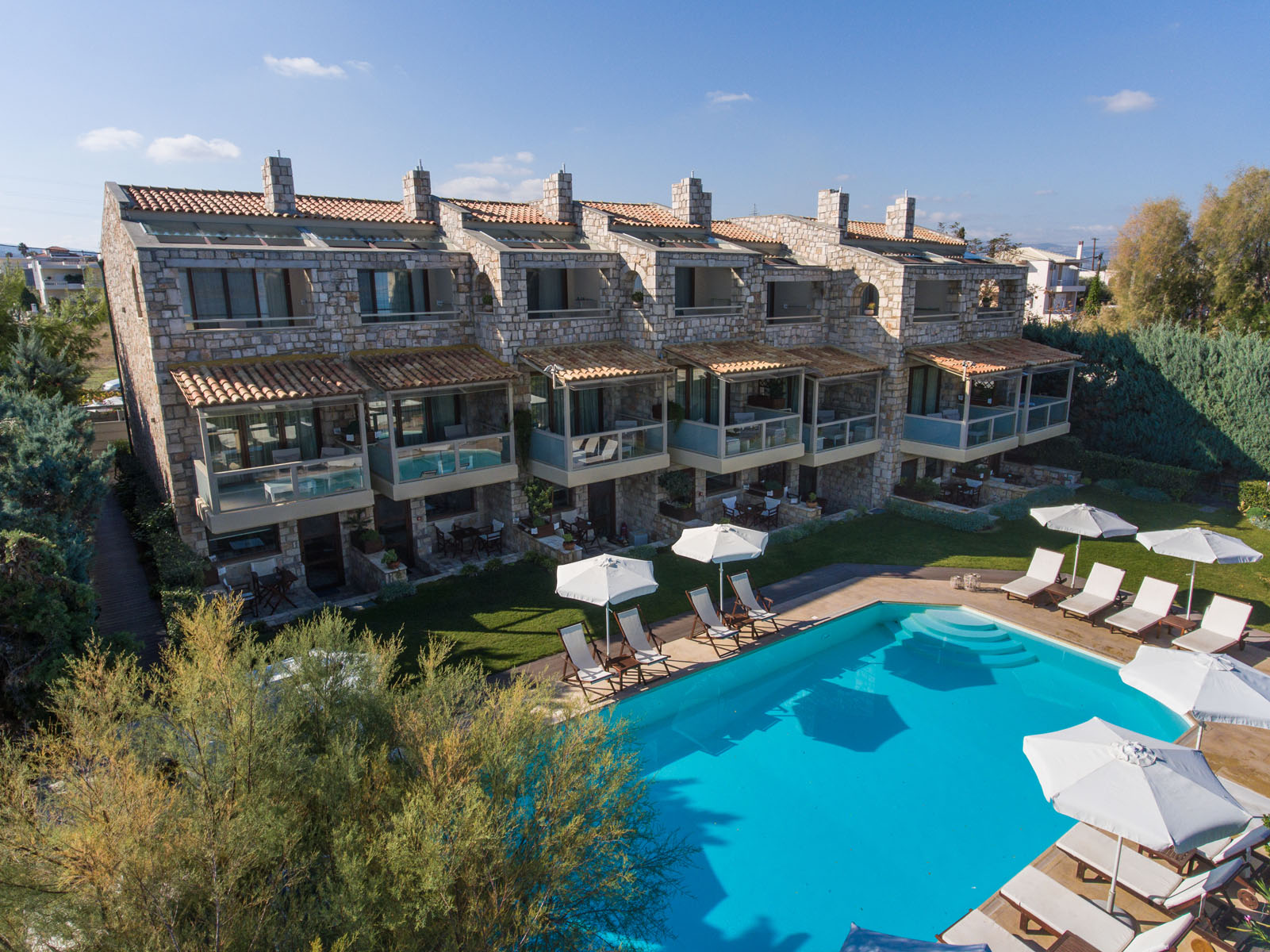 Enalio - exterior